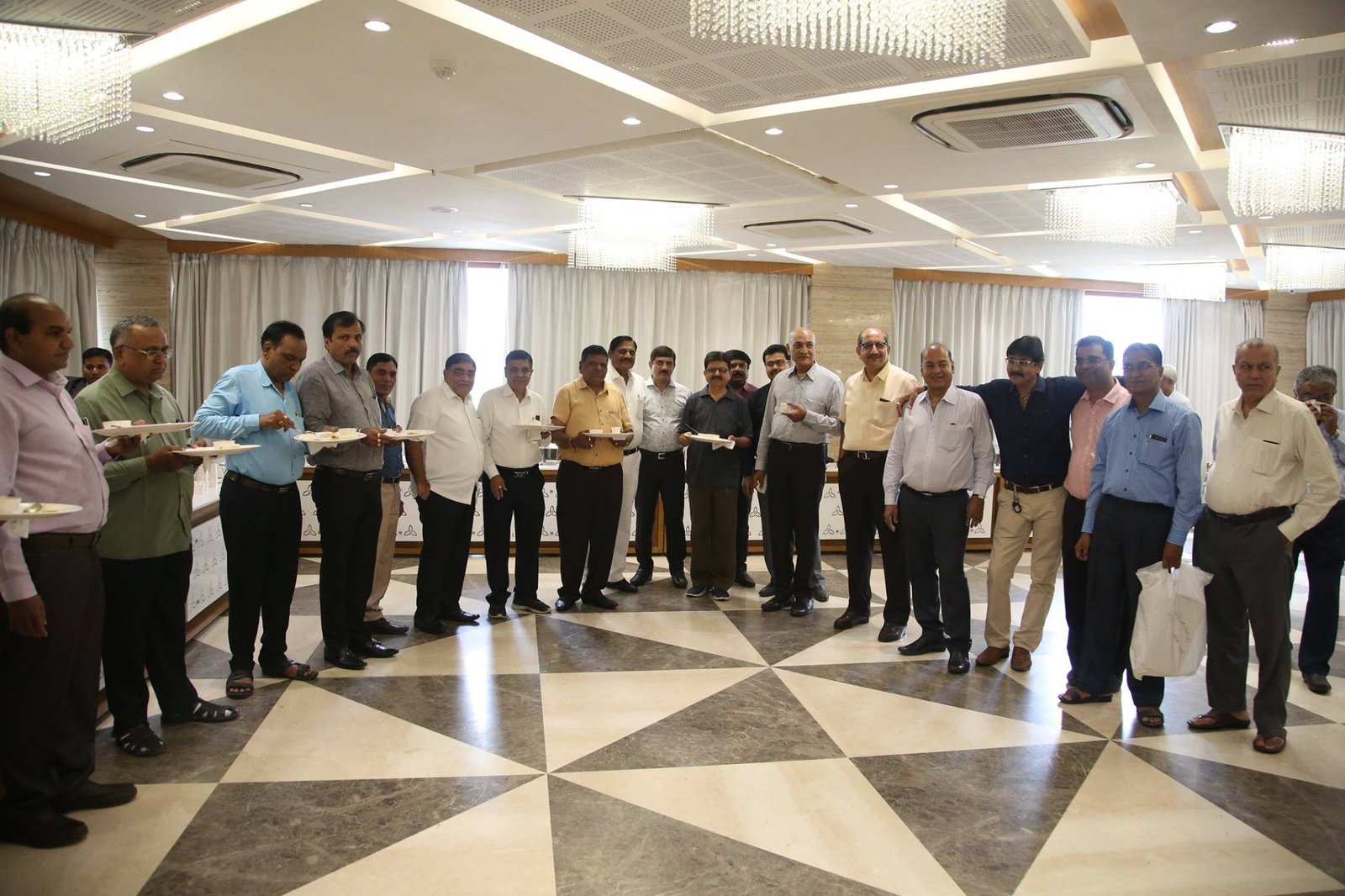 39777264_2111545428965126_9097052921215844352_n